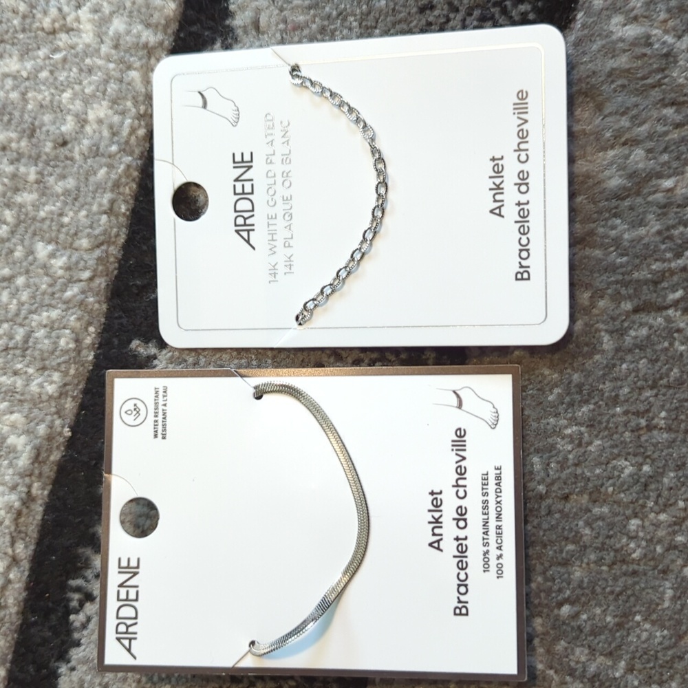2 Anklets Brand New